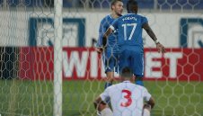 Левски смъква цената на Найджъл Робърта