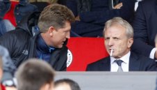 Стойчо Стоилов беснее: Съдията реши мача! 