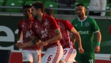 9-кратен шампион на Германия иска халф на ЦСКА