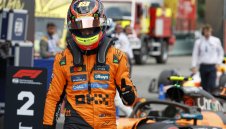 Оскар не даде шанс на Ландо, Макс "превъртя" в Барселона