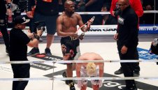 Мейуедър се подигра с японски младок за секунди, прати го на три пъти в нокдаун + ВИДЕО