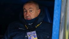 Лъжи! Времето на месията Мъри в Левски изтича неумолимо