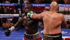 Разкритие: Тайсън Фюри прекарал 12 дни молейки се за дъщеря си в болницата