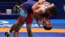 Лош ден за борците ни на Световното 