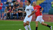 Приятел или... свиня? Стоичков никога няма да прости на Фиго