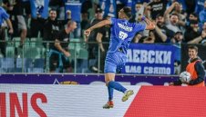 Бивша звезда на Левски вкара, но отборът му е пред огромен провал