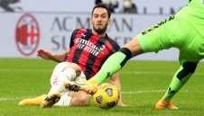 От Мадрид цакат Юнайтед, Интер и Юве за Чалханоглу