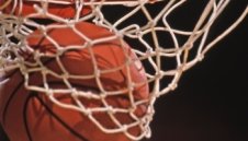 Обърнахме Полша на баскет след драма