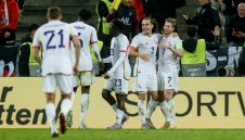 Де Бройне изригна, Белгия би Германия за сефте от 1954 година