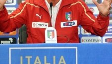 Липи прави кардинални промени за мача със Словакия