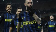 Интер надигна глава след 2:0 над Дженоа + ВИДЕО