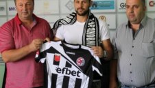 Локо ГО се разделя с разочарованието Генков