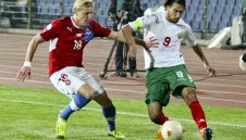 България излиза срещу историята