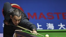 Ракетата Рони О'Съливан отново триумфира в Шанхай