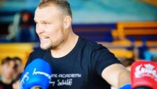 Онлайн тренировка по кикбокс с легендата Семи Шилт и SENSHI