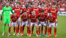 Смениха стадиона за мача Сейнт Патрикс - ЦСКА 