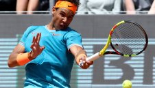 Надал прегази Шарди на старта в Рим, Федерер пък се справи с португалец