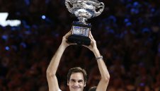 Просто велик! Федерер отново е "крал" на Мелбърн след петсетова драма с Чилич
