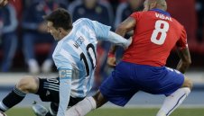 Крал Артур(о) за Меси: Шубе го е от мен, защото го бия редовно