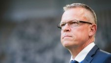 Швеция хвърля дебютанти срещу България