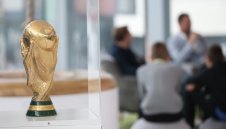 И ФИФА удари по Русия