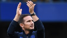 Франк Лампард е фаворит да поеме Орлите