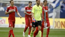 Щутгарт се би сам в Гелзенкирхен