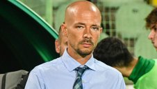 Ел Маестро дърпа ушите на титулярите след късния обрат