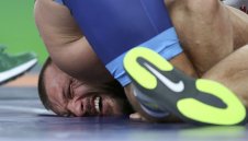 Швед спря Елис Гури по пътя към златото