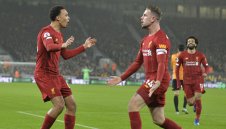 Трима от Ливърпул в спор за Играч на сезона