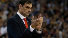 Везенков отново с нов треньор