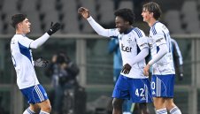 Комо размаза Торино и изпревари Юве