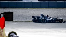 Хамилтън с повреда на Зандвоорт, Ферари на върха