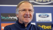 Дерменджиев още без договор, целта е да върне ДНК-то на Левски от времето на Батков