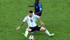 ПСЖ към Челси: Рабио за Канте?