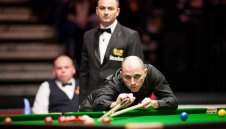 Джентълмена напляска Бинго и го прати при бебето му