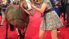 Щефи Граф поздрави Серина