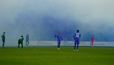 Заради нови собственици? Шефове изоставиха Левски