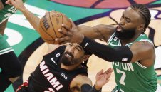 Няма история! Маями срази Бостън в решаващия 7-и мач