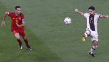 Илкай Гюндоган се изсмя на Барса, остава в Ман Сити