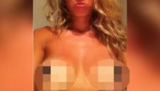 Спортната журналистка Дилета Леота (+18)