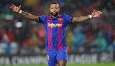 Попиляха звезда на Барса от критики