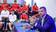 Божинов разказа за първите си стъпки във футбола на родни таланти