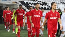 БФС показа мускули срещу аматьори, но се уплаши и клекна пред ЦСКА