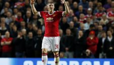 Хитцфелд критикува ван Гаал заради Швайни