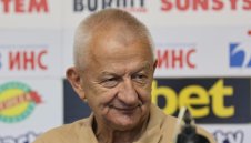 Крушарски изригна: Никой не може да ме махне! 