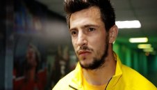 Манолев изригна срещу ''недоразумението'' Петев + ВИДЕО