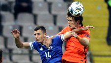 Лалетата не вкараха и в Босна, стигнаха само до 0:0