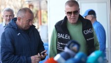 Сираков скочи на Мъри Стоилов: Той е минало за Левски