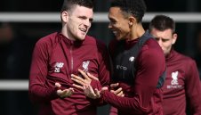 Бековете на Ливърпул в нова битка за Цар на асистенциите